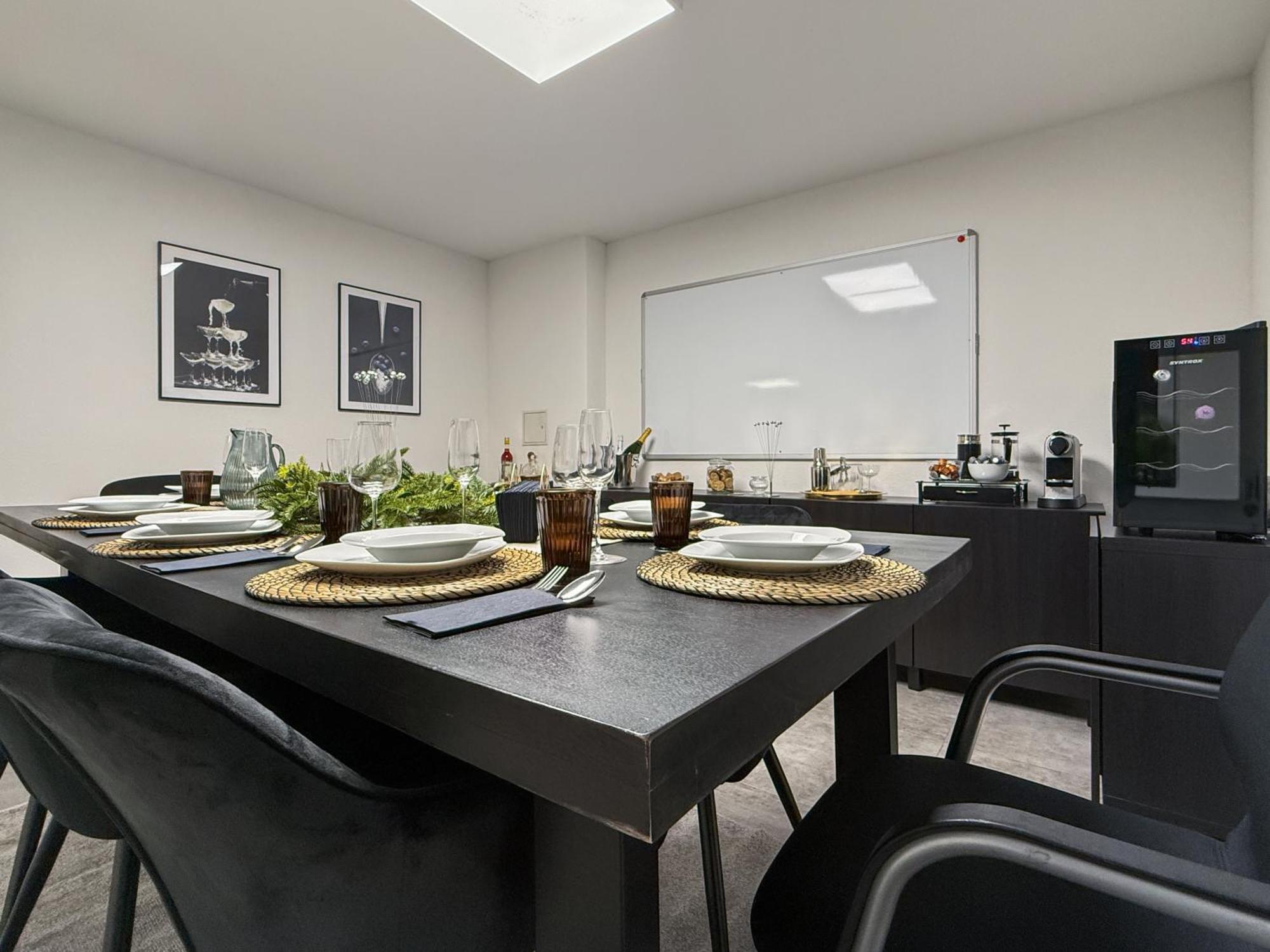 Group Friendly Comfort Central Stuttgart Apartment エクステリア 写真